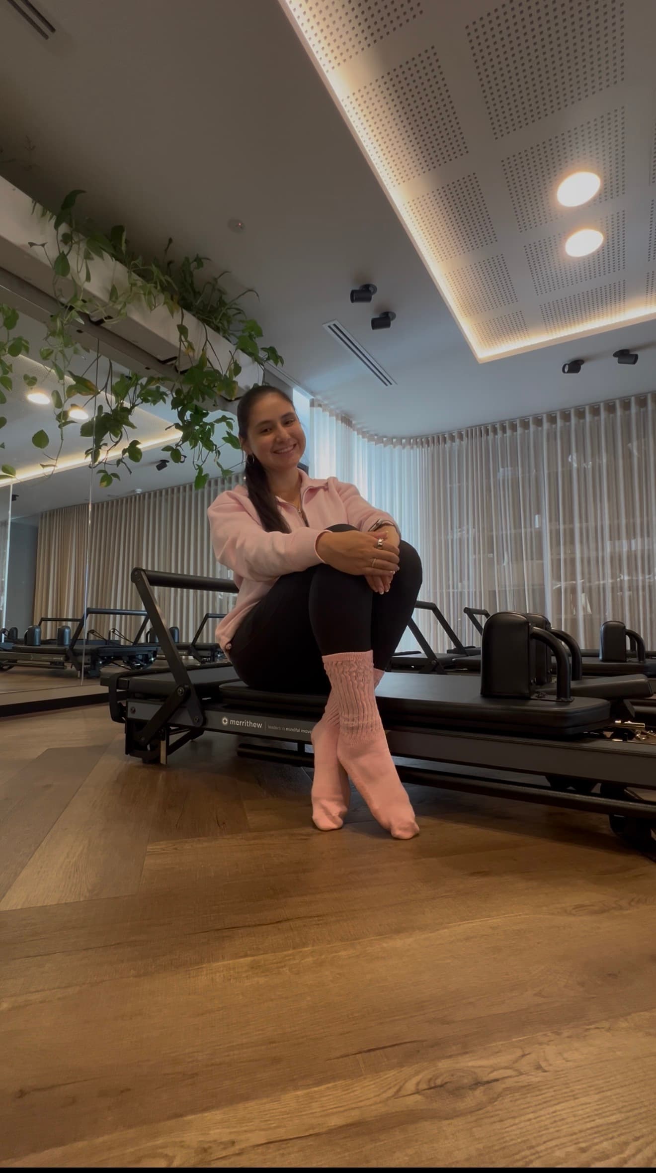 Prenatal pilates for a pregnant body
